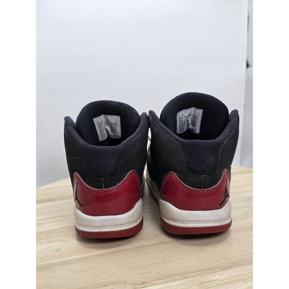 Nike Jordan Max Aura PS Black Gym Red Size 13.5C AQ9216-006  Kids Shoes - Picture 6 of 8